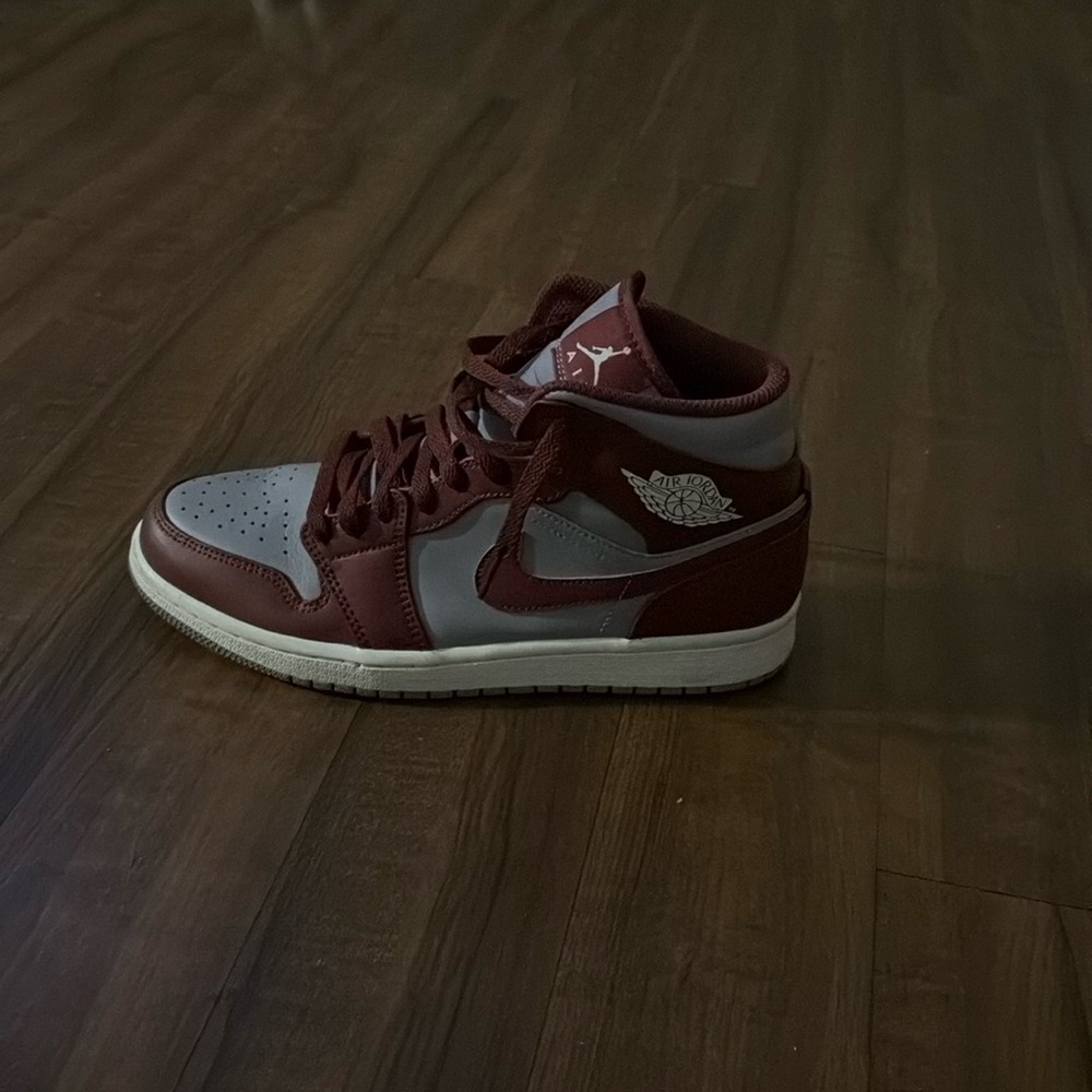 Men’s Jordan 1s